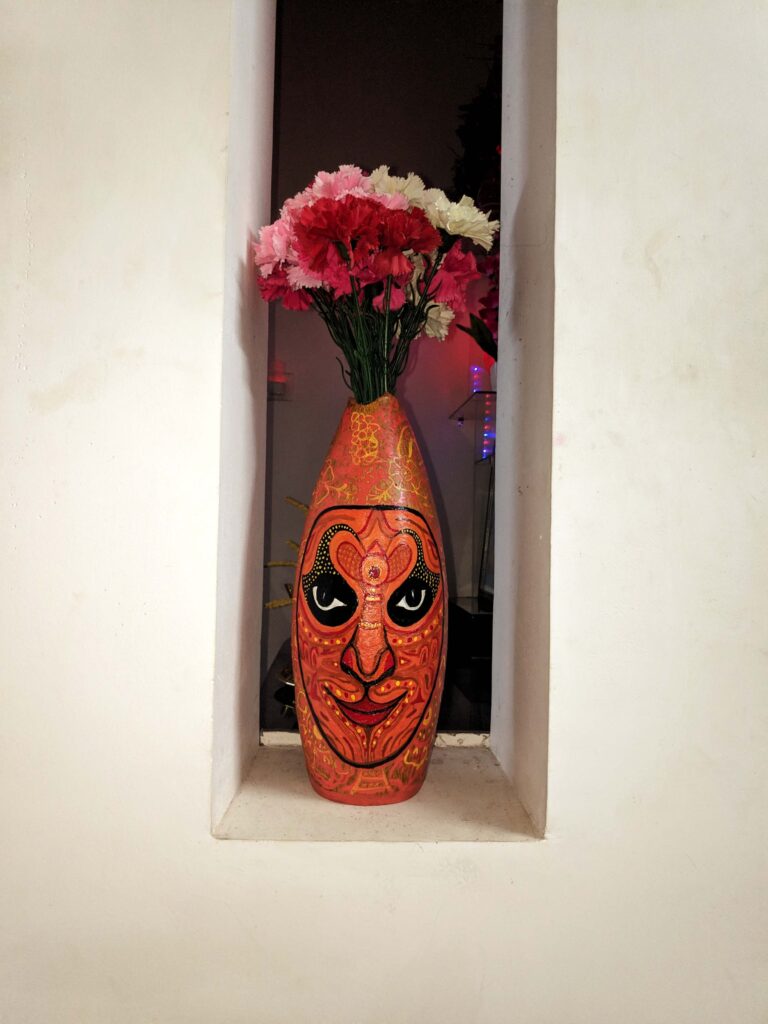 Flower vase art